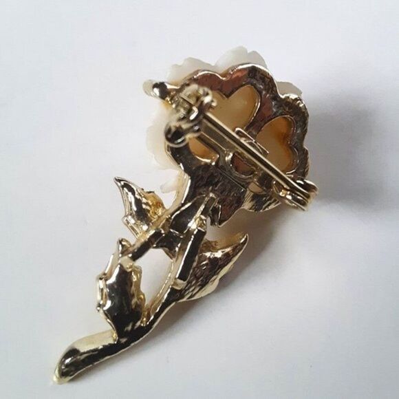 Vintage White Rose Gold Tone Small Brooch - Picture 2 of 6